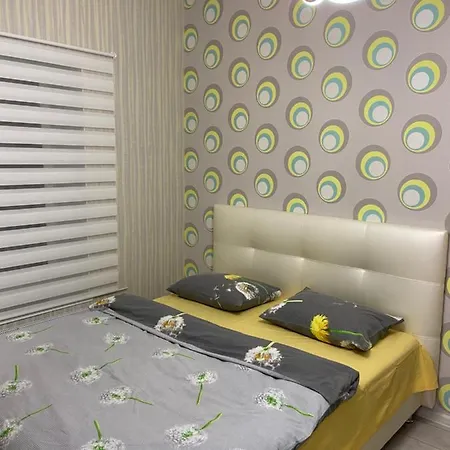 Apartment уютная с террасой в центре одессы *