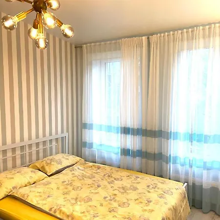 уютная с террасой в центре одессы Apartment Odesa