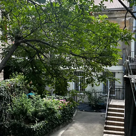 Apartment затишні квартири в центрі одеси
