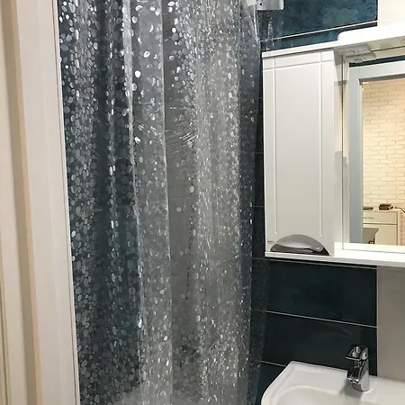 Apartment уютная с террасой в центре одессы